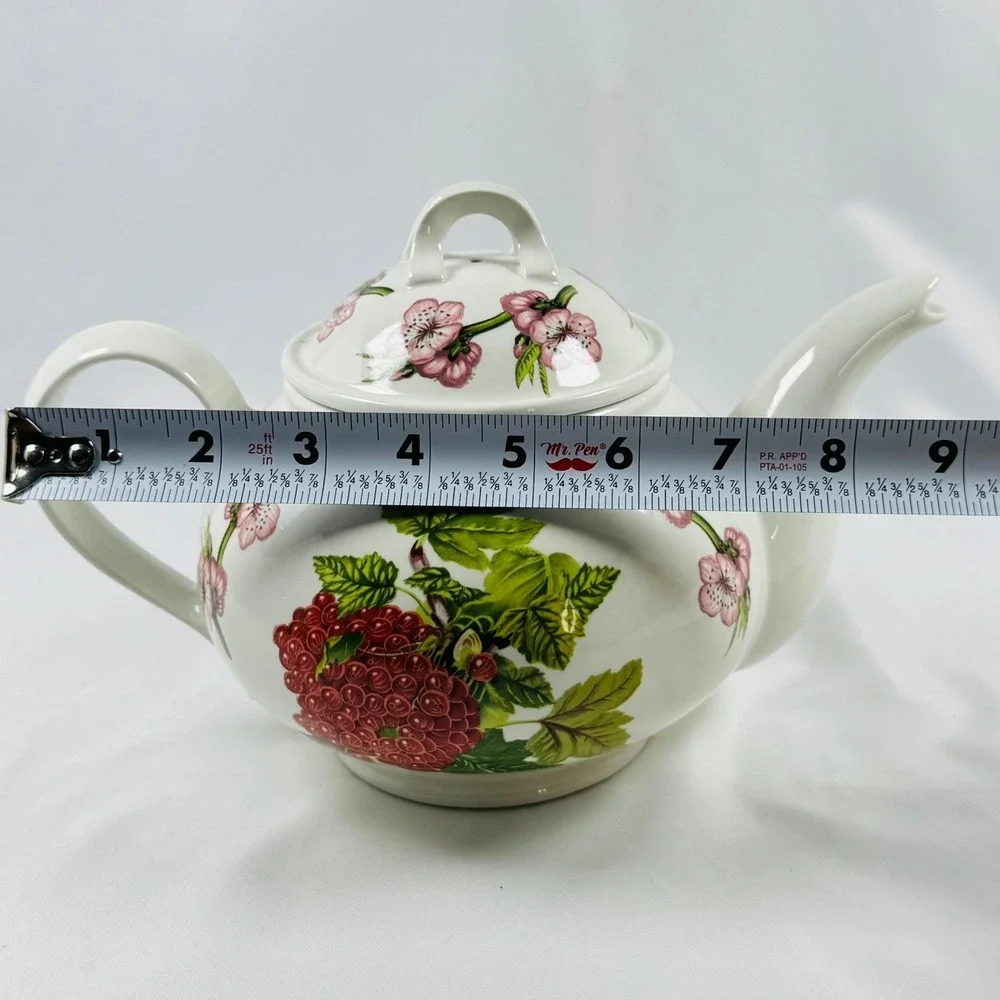 Portmeirion Pomona The Red Currant Teapot Susan Williams-Ellis Made in Britain